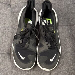 Nike Black and Green Sneakers